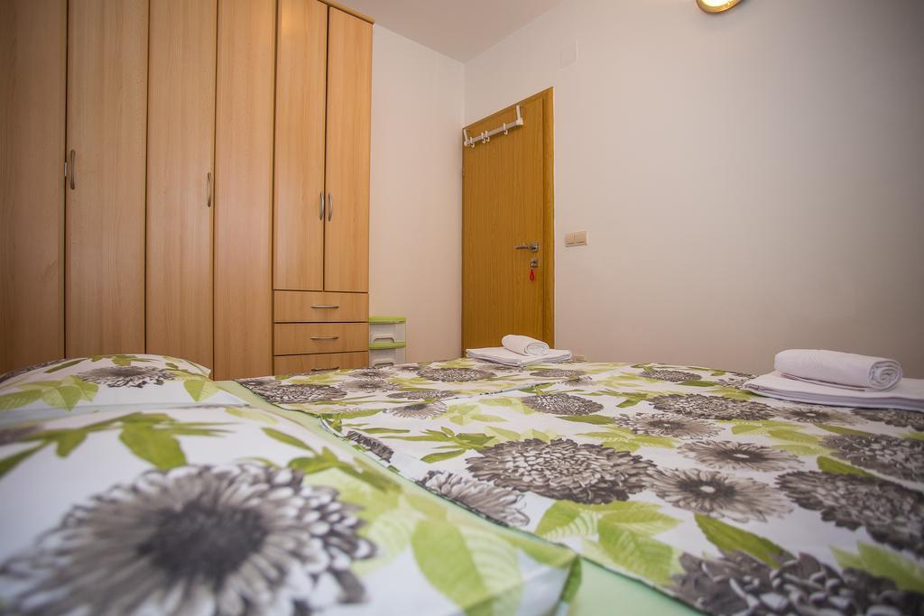 Apartments Mira คาชเตลา ภายนอก รูปภาพ